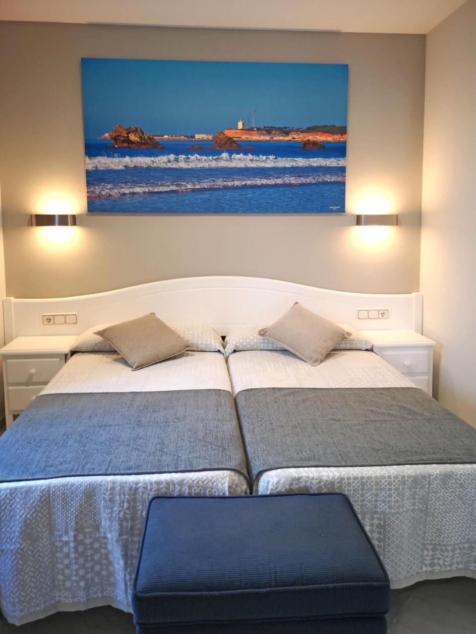 Hostal Bodega Conil De La Frontera Esterno foto